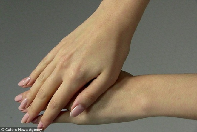 Cận cảnh đôi bàn tay búp măng đẹp hiếm có.