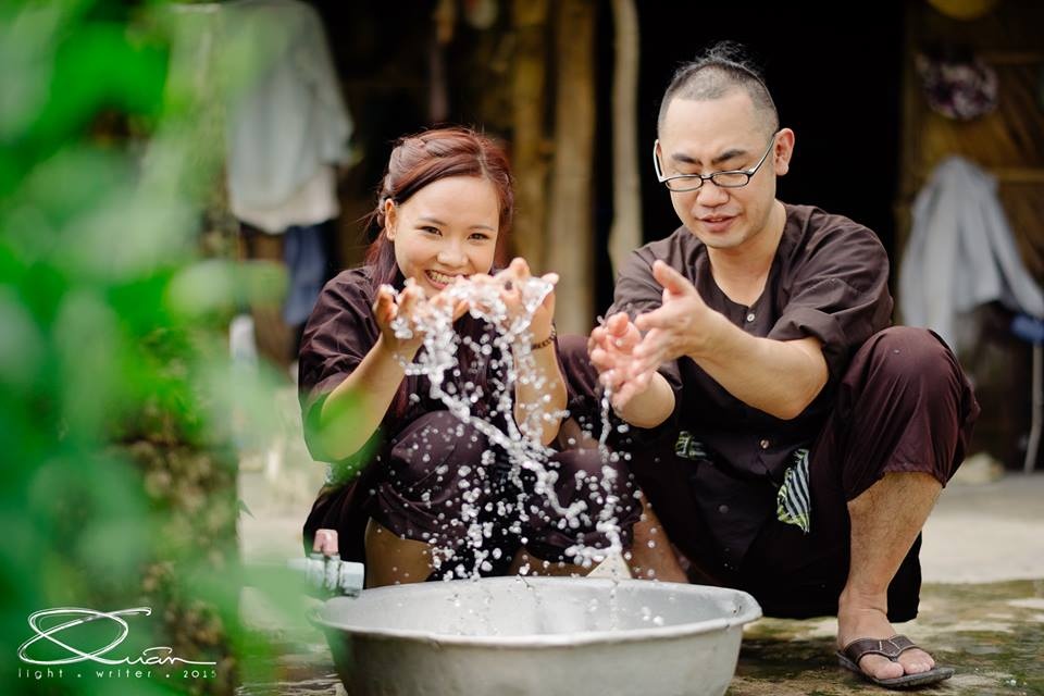 Bo anh cuoi dam chat Nam Bo cua cap doi Viet - Nhat hinh anh