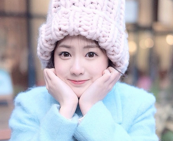 Hot girl Thai so huu hon 1 trieu fan tren Instagram hinh anh