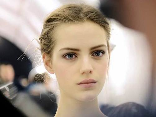 9X xinh dep duoc vi nhu nu than tren mang hinh anh