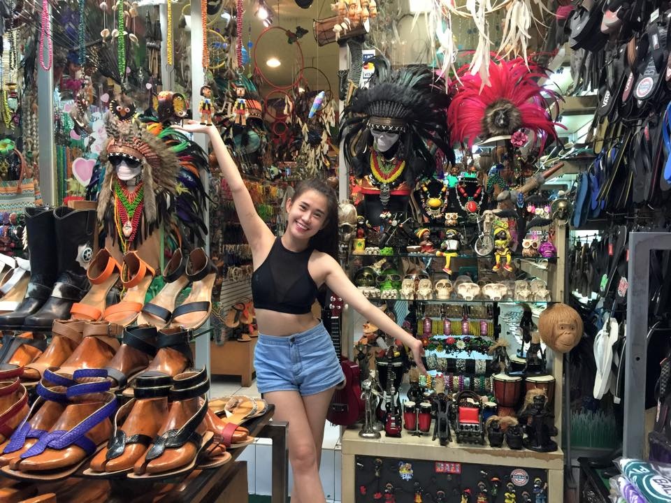 Là một người rất sành ăn, nhưng với món ăn ở Bali thì Ngọc Thảo hoàn toàn bị đánh gục. Cô nàng đặc biệt ấn tượng với món cá nướng và cua sốt trứng gừng.