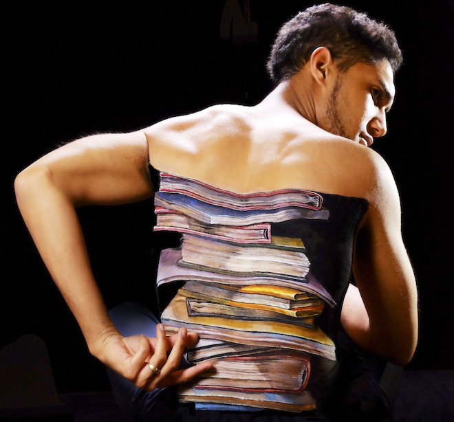 Theo Telegraph, dự án “My Body My Rights” của cô gái Nhật này cũng từng gây ấn tượng mạnh tại Nhật, Anh và nhiều quốc gia khác. Quyền con người được đề cập bằng sức sáng tạo không biên giới. Ảnh: Telegraph.