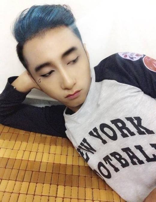 Sau clip đó, Thiện phải hứng chịu những lời chỉ trích từ dư luận. Nhiều bạn trẻ không đồng tình với việc Viễn Thiện bắt chước thần tượng của họ.