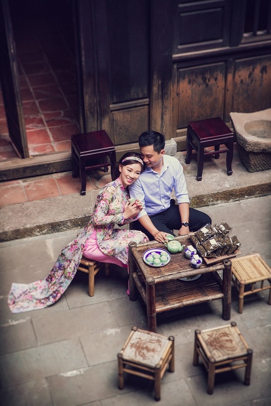 Yêu nhau 8 năm, họ quyết định tiến tới hôn nhân. 