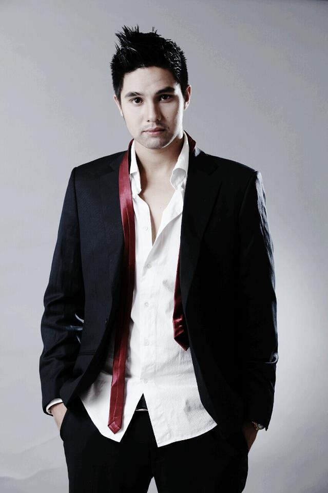 Đầu năm 2014, Baggio bất ngờ tuyên bố kết hôn, khiến các fan nữ tiếc nuối. Thời kì đầu bước vào cuộc sống hôn nhân, Baggio gặp phải rất nhiều scandal gây sóng gió dư luận. Đến giữa năm 2015, chàng trai này tuyên bố rút khỏi thế giới giải trí để bảo vệ hạnh phúc gia đình mình.