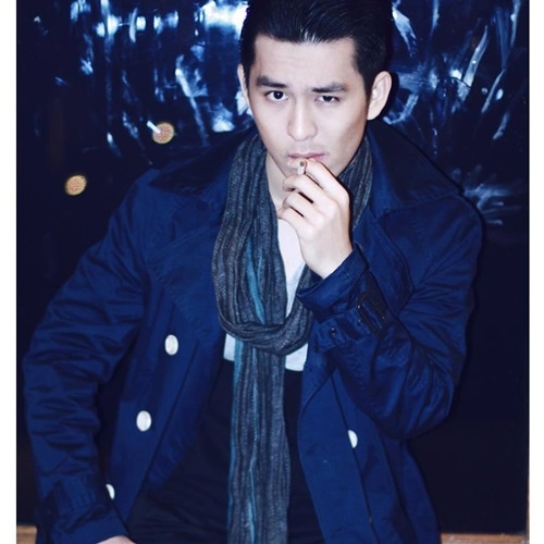 Khi sự nghiệp đang ở đỉnh cao, Thiên Minh bất ngờ từ giã nghệ thuật để theo đuổi giấc mơ du học. Sau 4 năm học tập tại Mỹ, Thiên Minh chững chạc và trưởng thành hơn trong vai trò một nhiếp ảnh gia.   