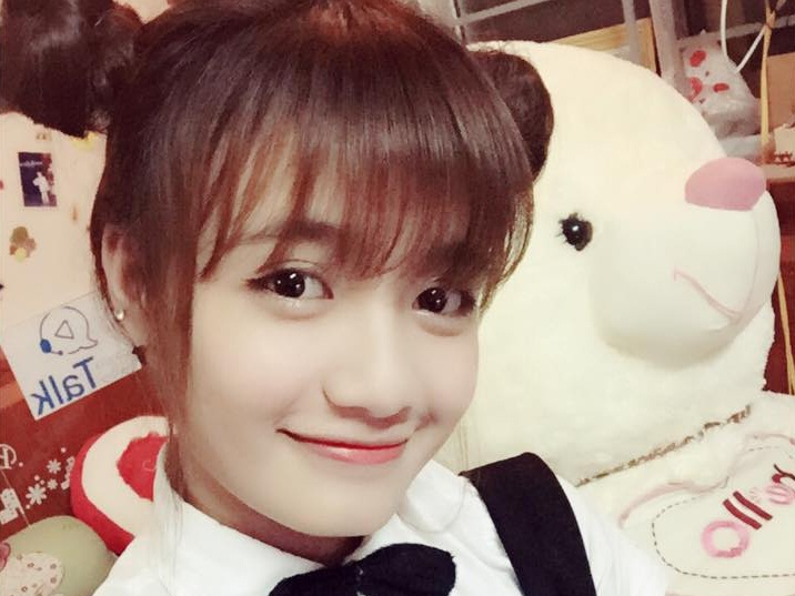 Trao luu de toc Na Tra tranh nong cua hot girl Viet hinh anh