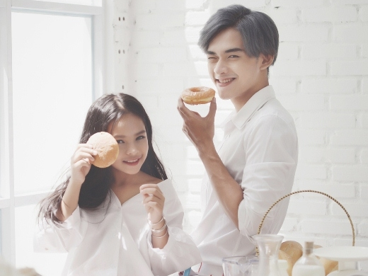 Nguoi anh trai len tieng ve bo anh gay tranh cai ngay 1/6 hinh anh