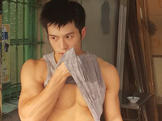 'Hot boy tao pho' 6 mui bat ngo gay chu y tren mang hinh anh