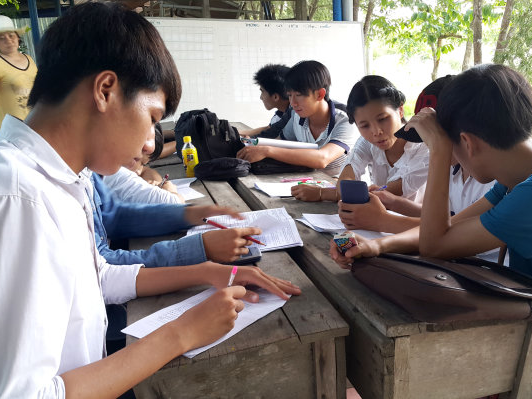 Nhan em nuoi mua thi hinh anh