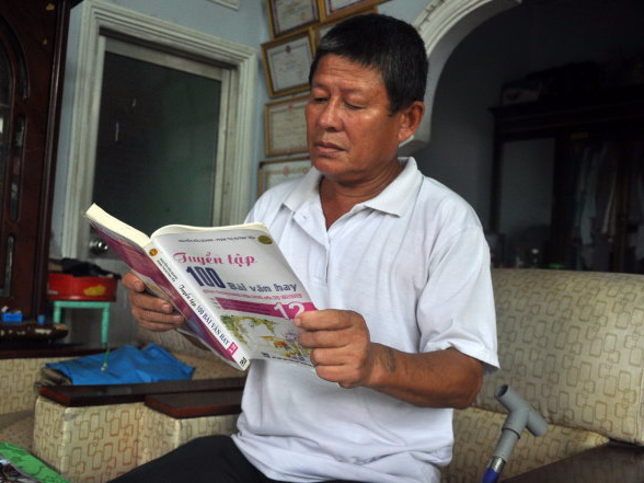 56 tuoi van du thi THPT hinh anh