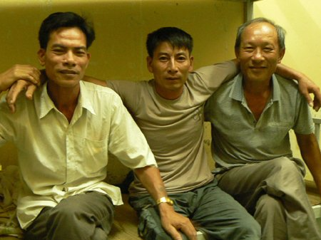 4 ong bo o phong 412 hinh anh