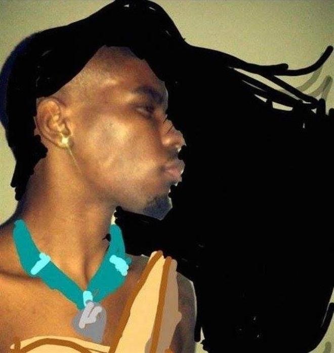 Theo Buzzfeed, Thom White, chàng trai 22 tuổi, đang học khoa múa trường của một trường Đại học Nghệ thuật ở Philly. Mong muốn của Thom là trở thành biên đạo múa chuyên nghiệp. Bên cạnh đó, anh cũng rất thích vẽ.