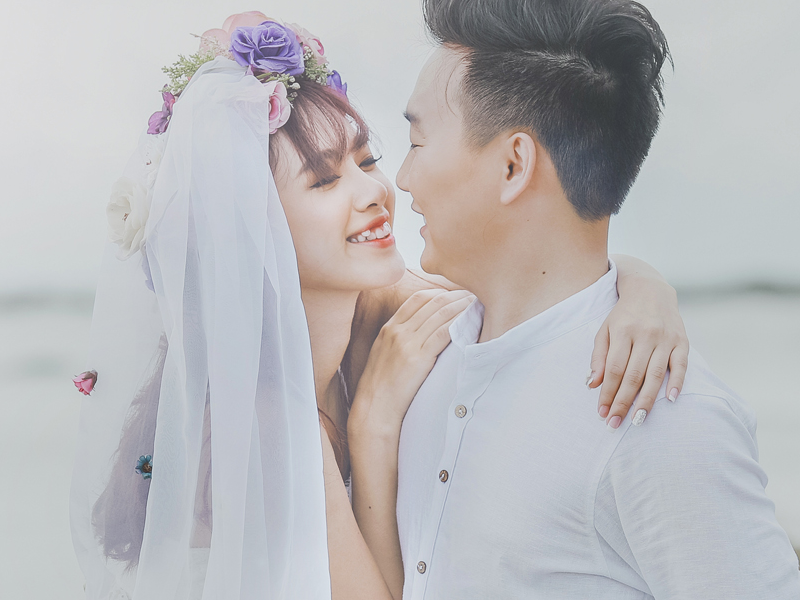 Anh cuoi cua hot girl Ha Min va ban trai hoc cung lop 1 hinh anh