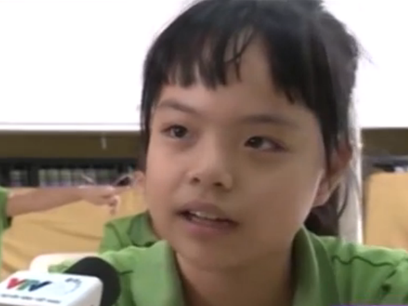 Hoc sinh noi gi ve lop truong la chu tich? hinh anh