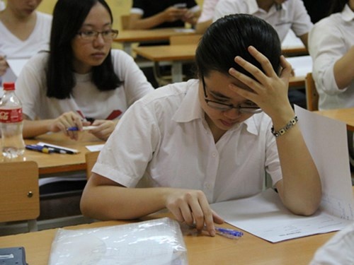 Thí sinh lo lắng trước tình trạng bị điểm liệt mất cơ hội vào ĐH.