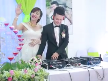Clip chu re lam DJ, choi nhac soi dong trong dam cuoi hinh anh