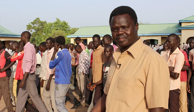 Dung giao duc de chong sung AK hinh anh