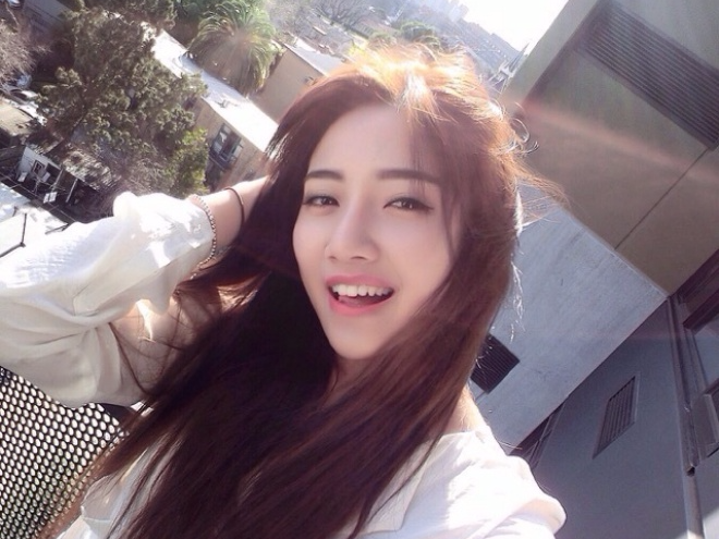 Ban gai xinh dep cua chang trai Viet noi tieng Dai Loan hinh anh