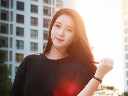 Nhung nu sinh Viet xinh dep gianh hoc bong tien ty hinh anh