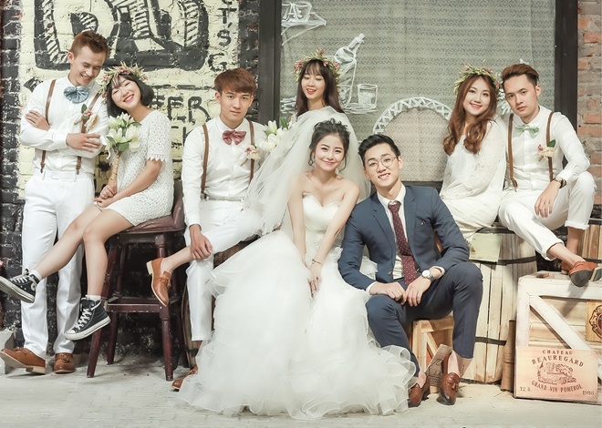 Trước đó, Ba Duy từng bị nhiều người nghi ngờ về giới tính. Anh đã lên tiếng khẳng định mình chuẩn men và không quan tâm đến việc người khác nghĩ gì về mình. 9X cũng không có tiêu chuẩn người yêu cụ thể.