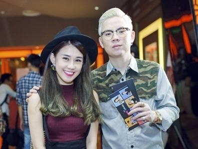 Ngoc Thao cung ban trai tin don den chuc mung B Tran hinh anh