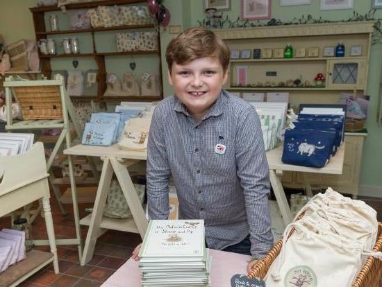 Doanh nhan 11 tuoi kiem hang ty dong moi nam hinh anh