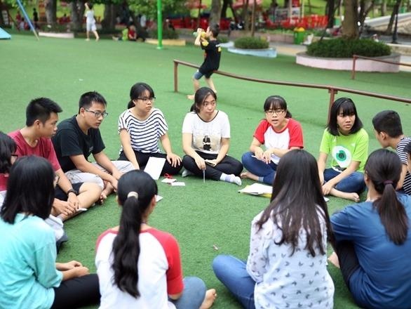 Hoc sinh Ha Noi day tre em nhan thuc ve tinh yeu gia dinh hinh anh