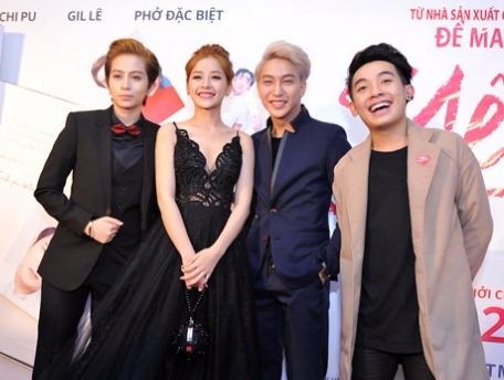 Dan hot teen Ha thanh den chuc mung Chi Pu, Pho Dac Biet hinh anh