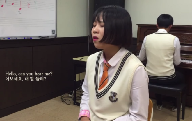 Dieu it biet ve nu sinh cover 'Hello' hut 14 trieu luot xem hinh anh