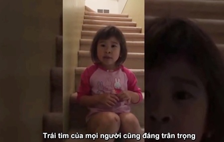 Be gai 6 tuoi 'day' bo me dung ly hon thu hut cong dong mang hinh anh