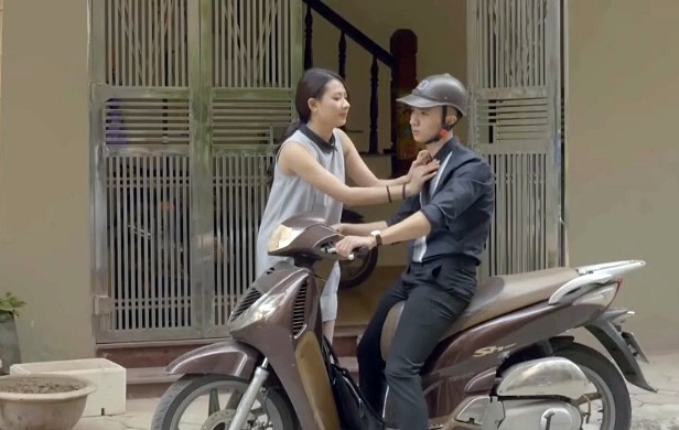 Phim ngan 'Ngoai tinh' cua nhom lam phim tre Ha Noi gay xuc dong dan mang hinh anh