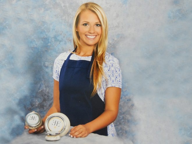 9X quyen gop tu thien 70.000 USD nho ban nen hinh anh