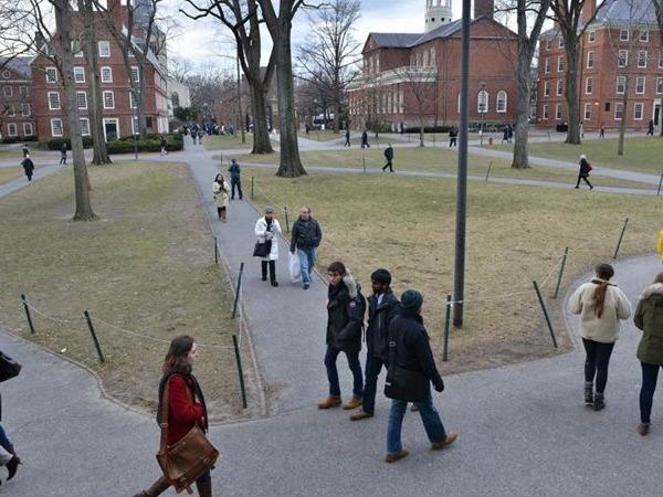 Toi da hoc cung con nha giau va quyen luc the nao? hinh anh