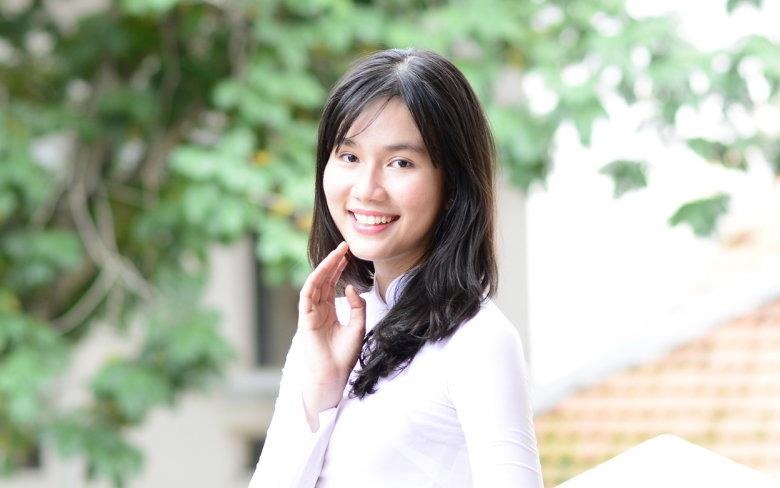 Miss Ao dai nu sinh 2015: Tri thuc la quan trong nhat hinh anh