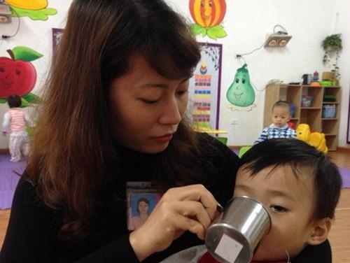 Nhieu giao vien mam non khong du song hinh anh