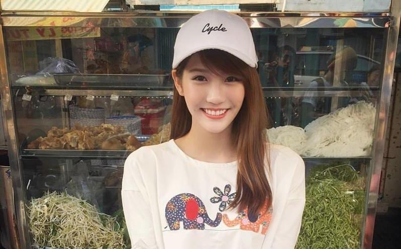 Hot girl tra sua Malaysia bat ngo den Sai Gon hinh anh