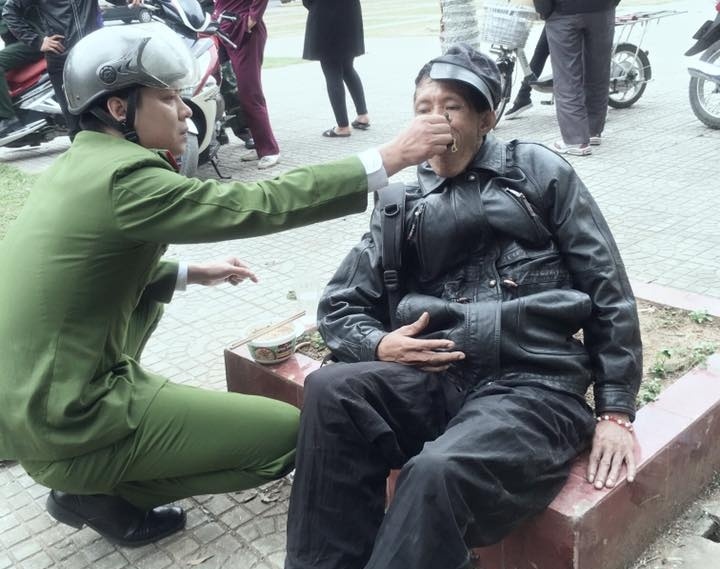 công an giúp dân ảnh 2 cong an giup dan anh 2