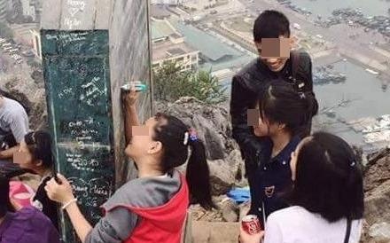 Ve bay len di tich - Dung quy chup gioi tre thieu van hoa! hinh anh