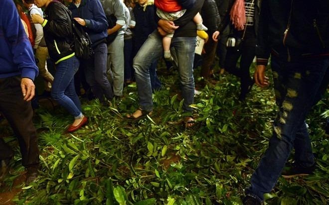 Y thuc nguoi tre noi cong cong hinh anh