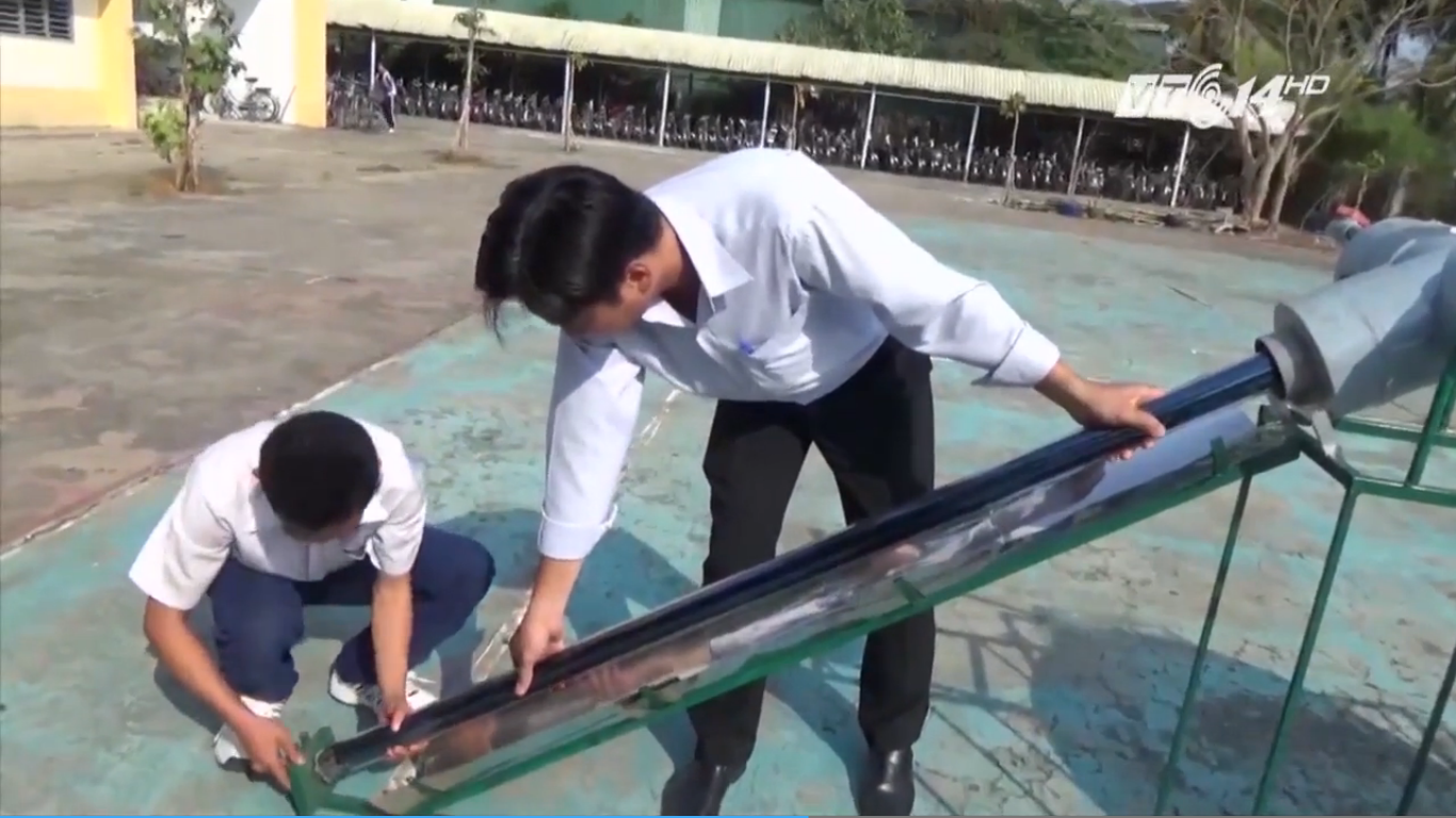 9X sáng chế máy lọc nước mặn thành ngọt ảnh 1 9X sang che may loc nuoc man thanh ngot anh 1