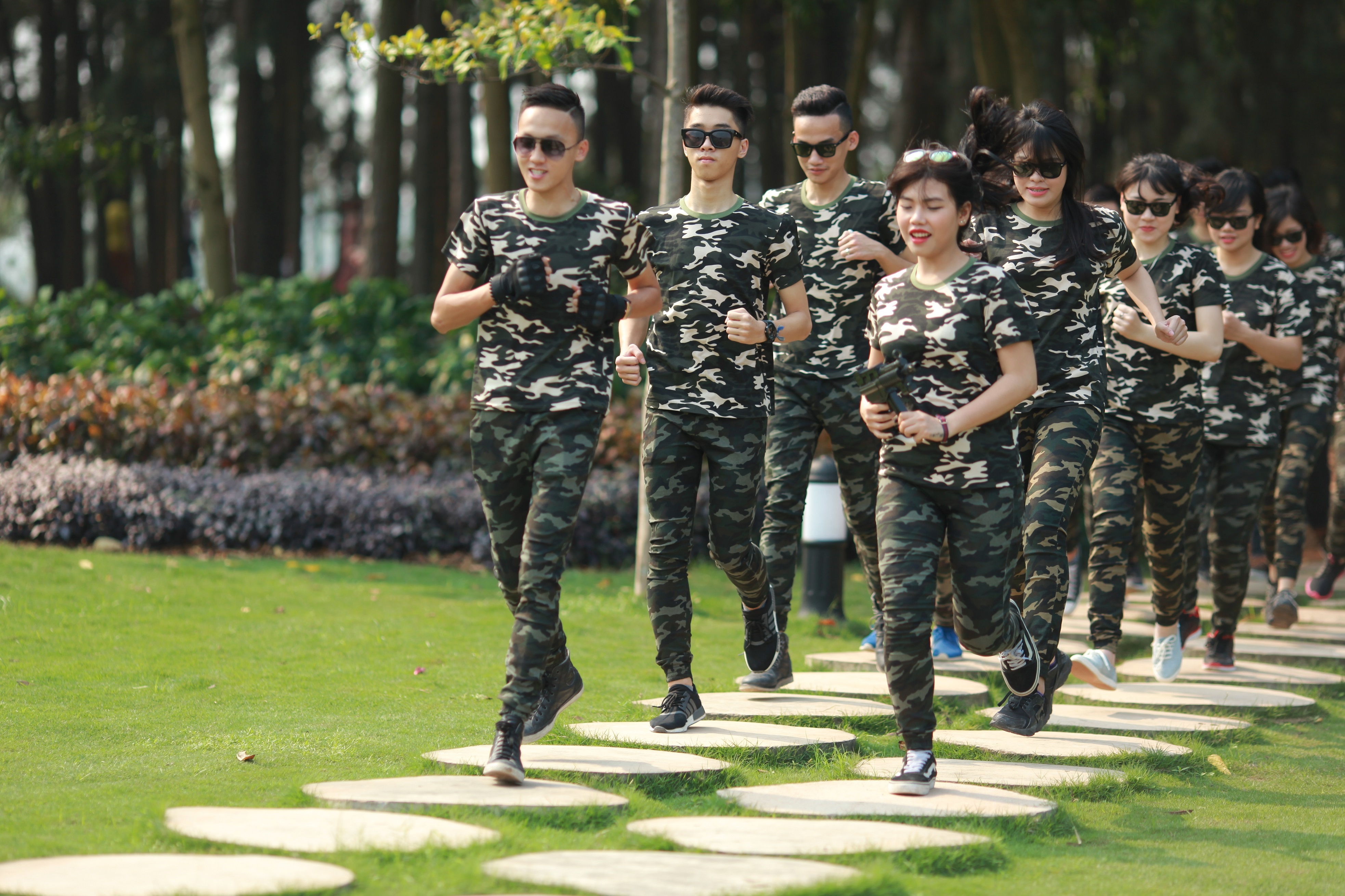 anh ky yeu truong luong the vinh anh 1