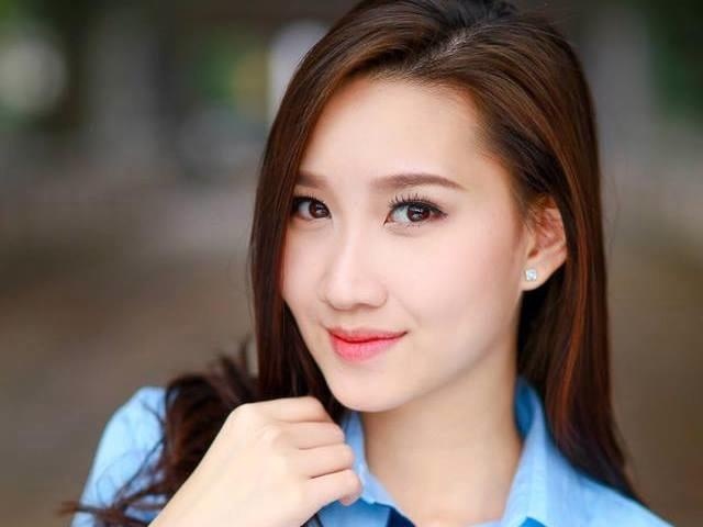 Nu sinh Lao noi tieng o Hoc vien Ngoai giao hinh anh