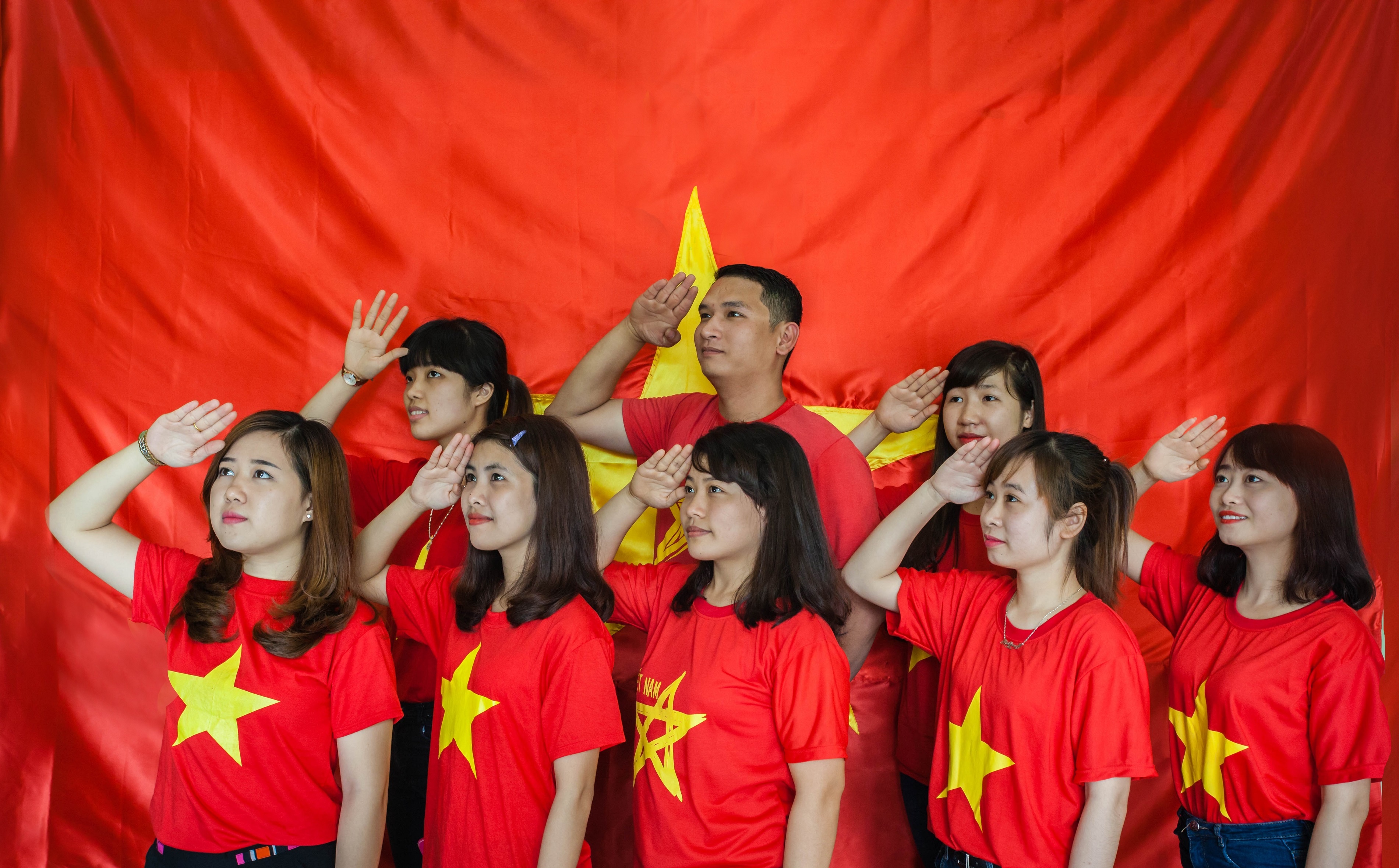 chup anh voi co To quoc anh 1