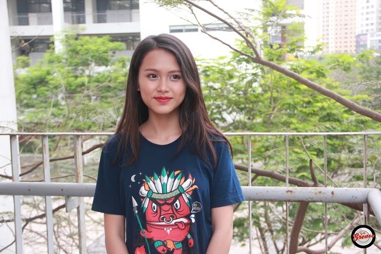 Co nguoi mau hoc gioi da tai truong Ams anh 2