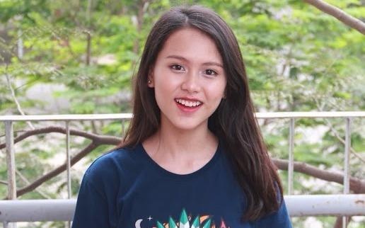 Hot girl Ams gioi ngoai ngu, biet choi nhieu nhac cu hinh anh