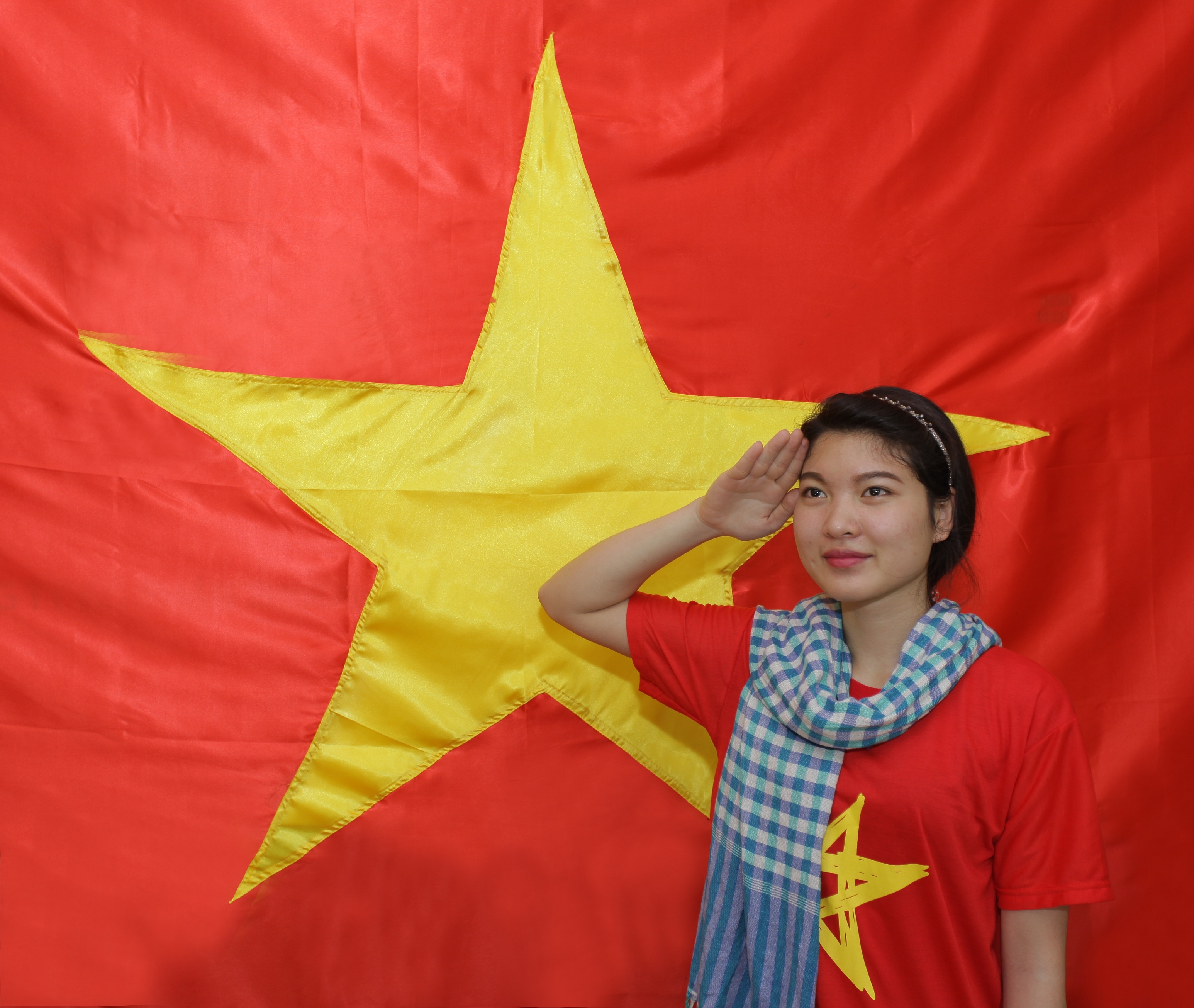 chup anh voi co To quoc anh 2