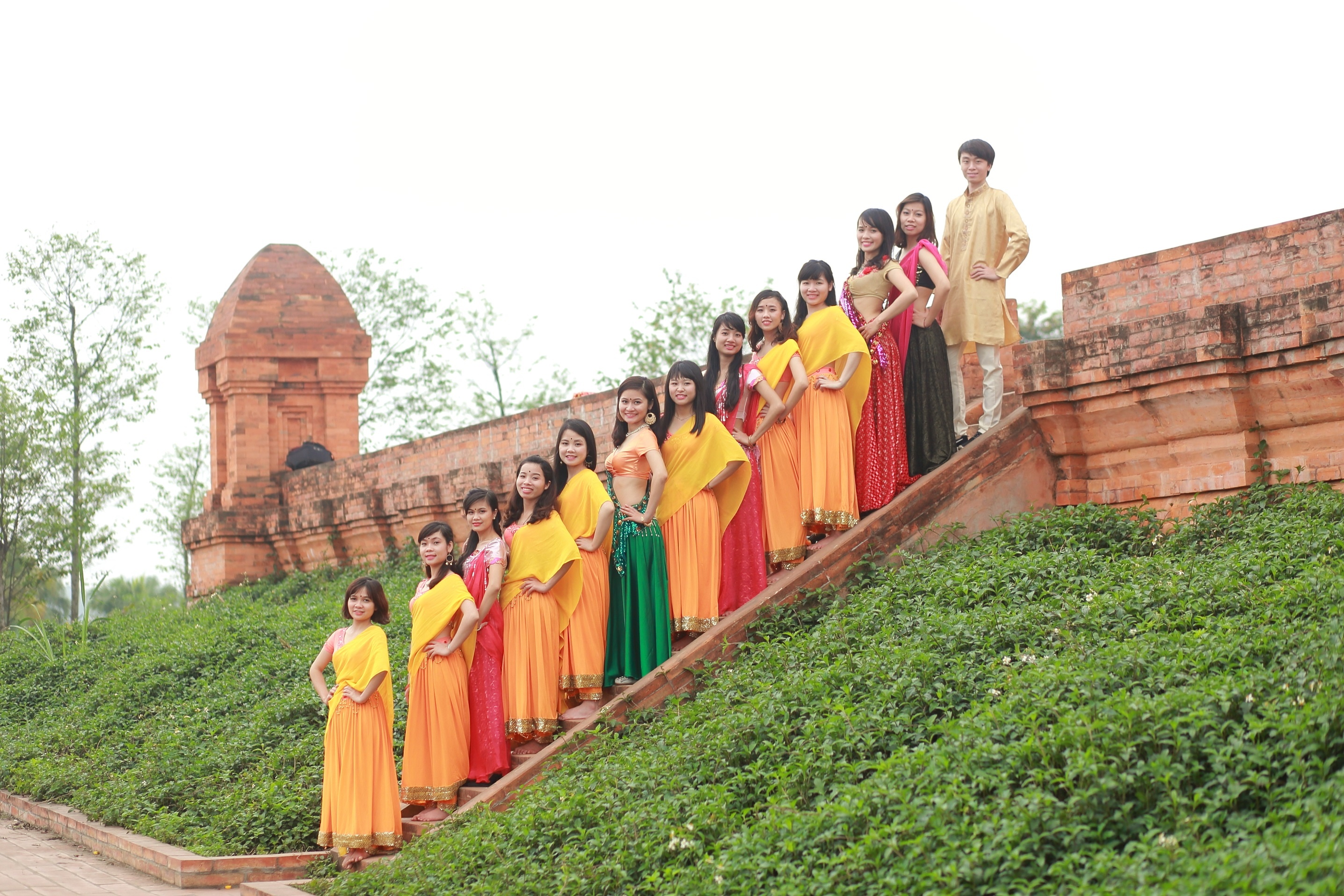 Ky yeu Hau due mat troi anh 1