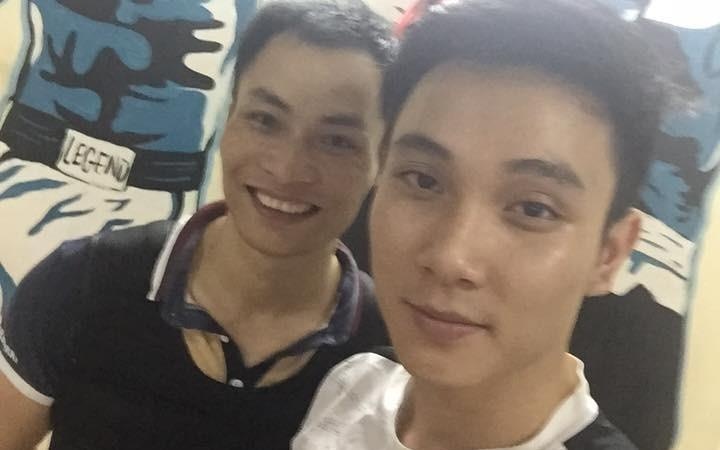 Clip cho nguoi khac dam cua nguoi dan ong. hinh anh