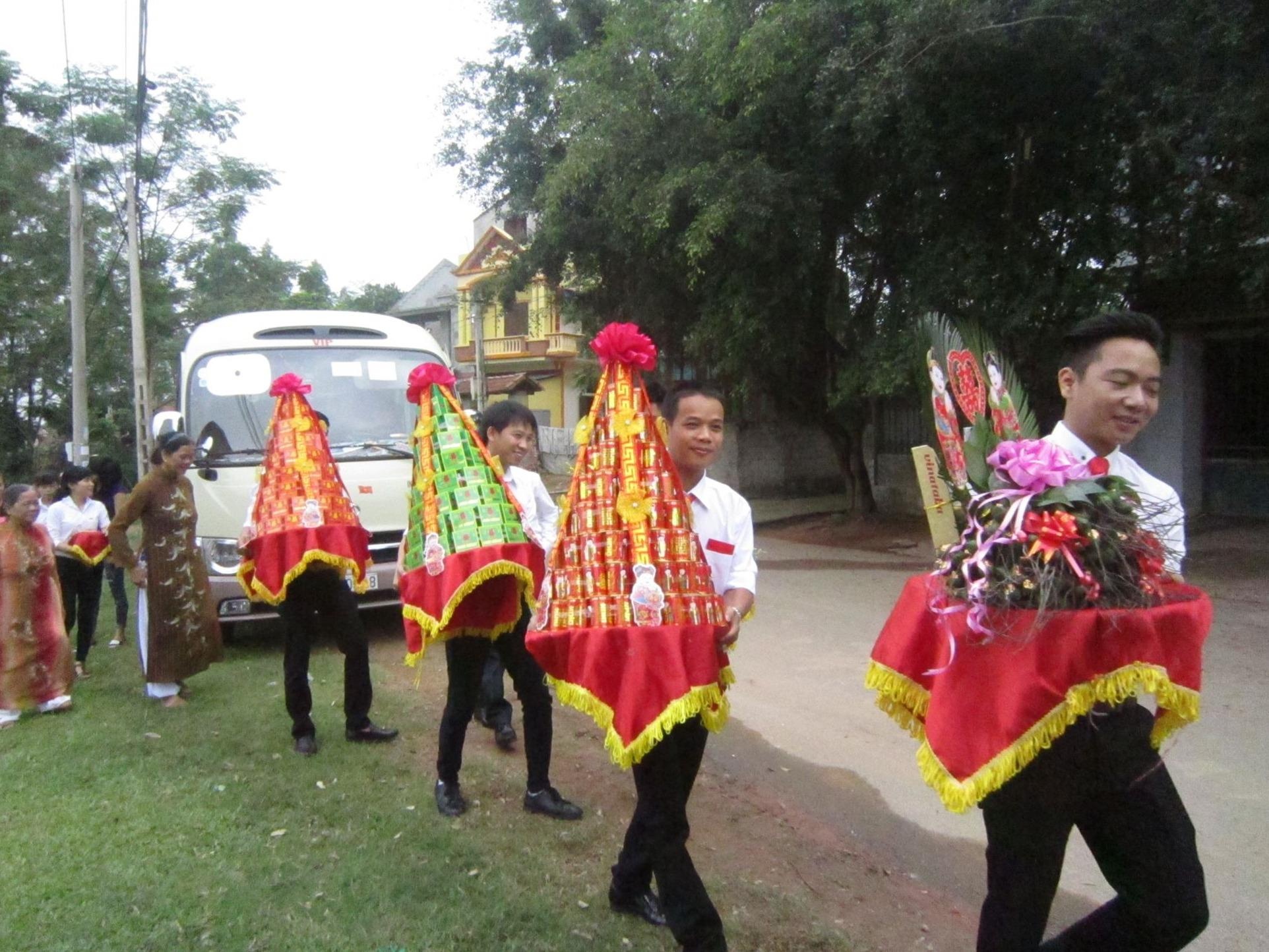 Dam cuoi cua anh Tuan va chi Xuan hinh anh